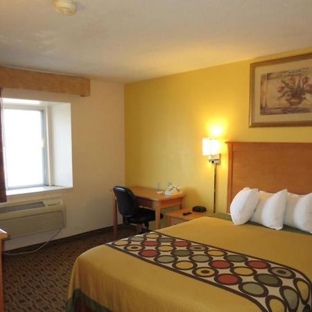 American Best Value Inn Lawrence Luaran gambar