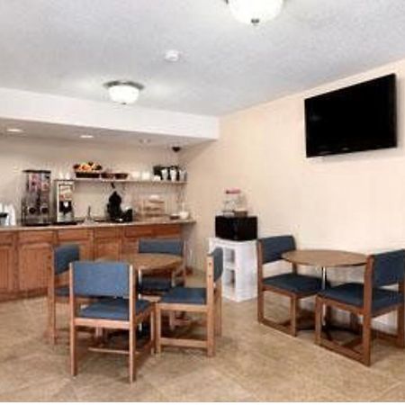 American Best Value Inn Lawrence Luaran gambar