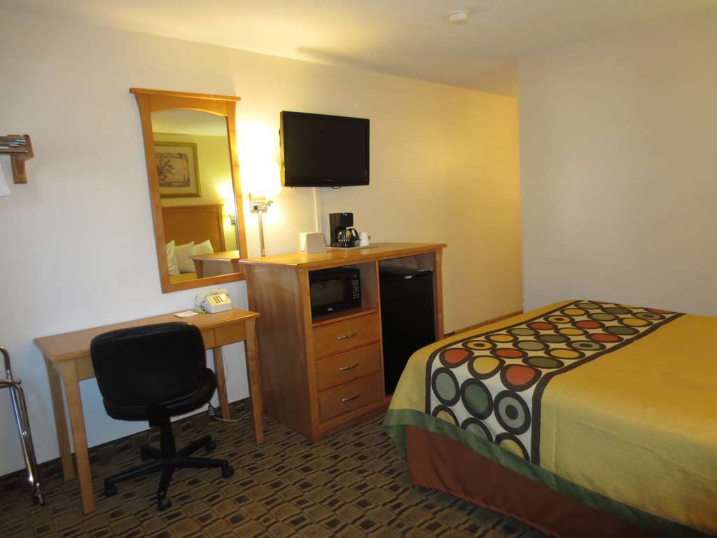 American Best Value Inn Lawrence Bilik gambar
