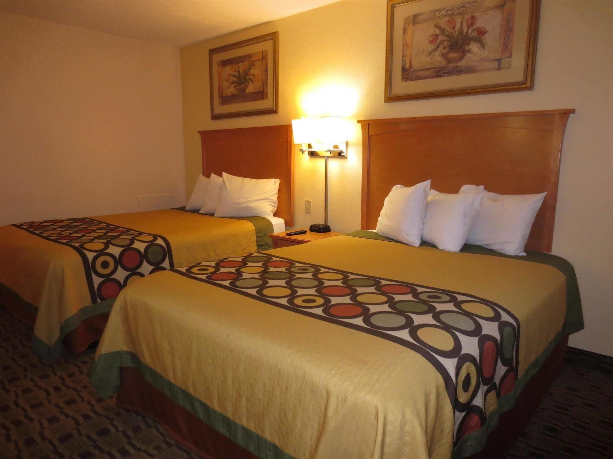 American Best Value Inn Lawrence Luaran gambar